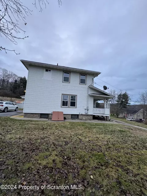 115 Ackerly Rd, Clarks Summit, PA 18411 photo 2