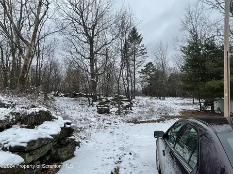19 Terrace, Scranton, PA 18505 photo 2