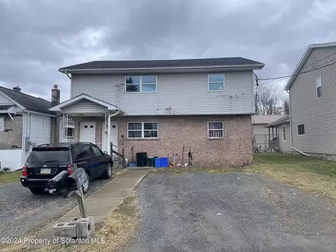 894 Sibley Ave, Old Forge, PA 18518