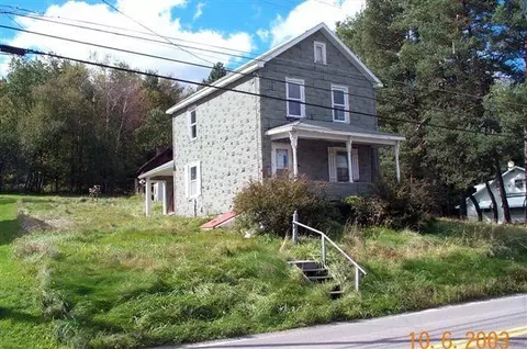 1309 N Main St, Forest City, PA 18421