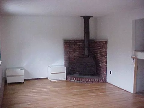 178 Doolan Rd, Dingmans Ferry, PA 18328 photo 2