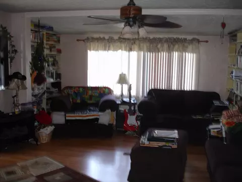 640 E Grant St, Olyphant, PA 18447 photo 10