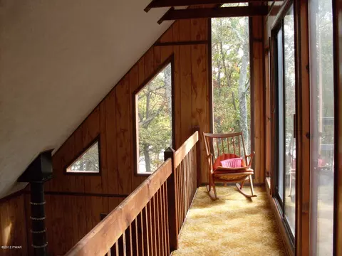 2376 Eagle Path, Bushkill, PA 18324 photo 6