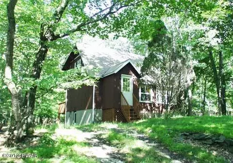 103 Cheetah Path, Dingmans Ferry, PA 18328 photo 1