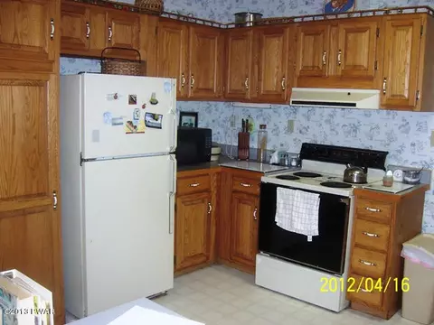 44 Kane Rd, Starlight, PA 18461 photo 3