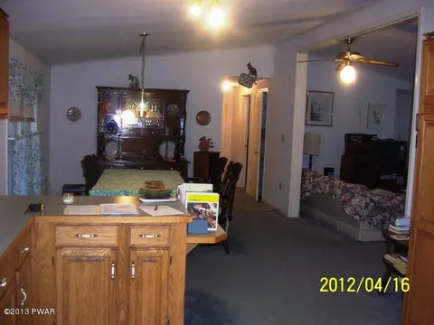 44 Kane Rd, Starlight, PA 18461 photo 7