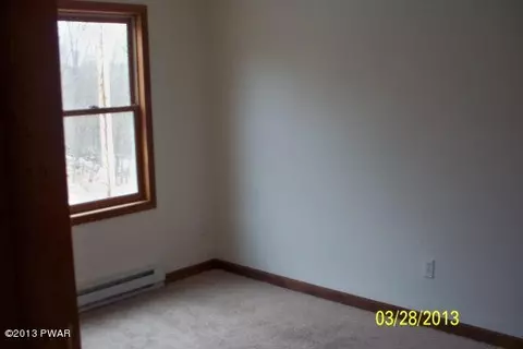 127 Dover Dr, Bushkill, PA 18324 photo 7