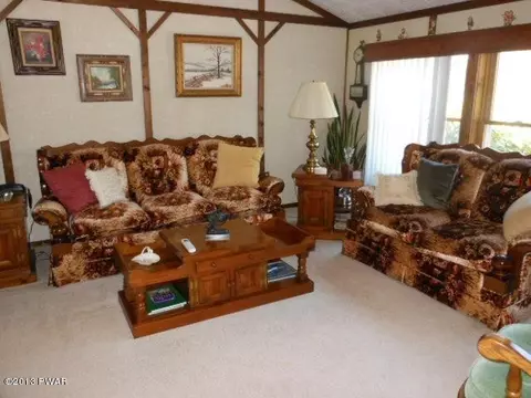 108 E Maheli Dr, Dingmans Ferry, PA 18328 photo 14