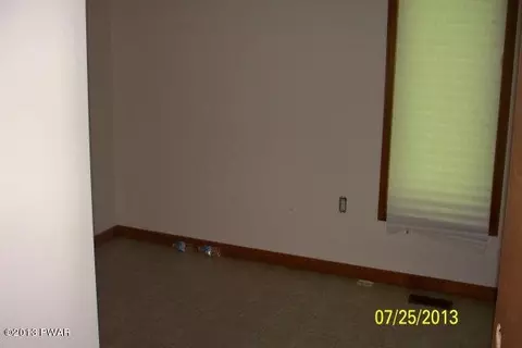2459 Eagle Path, Bushkill, PA 18324 photo 3