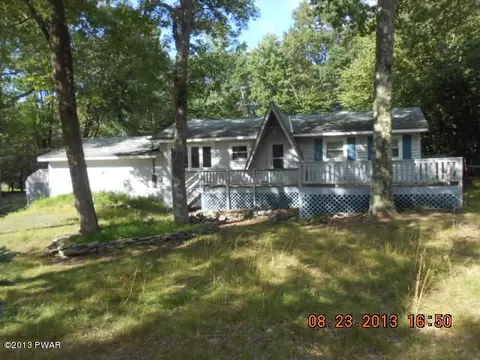 173 Spring Dr, Dingmans Ferry, PA 18328 photo 1