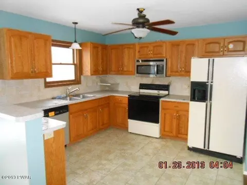 216 Lake Dr, Dingmans Ferry, PA 18328 photo 6