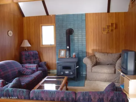 1663 Upper Woods Rd, Pleasant Mount, PA 18453 photo 4