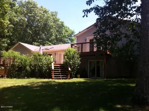 111 Apache Trl, Dingmans Ferry, PA 18328 photo 37