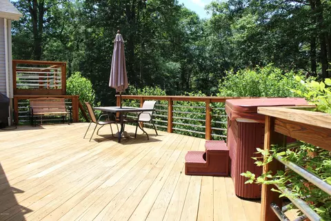 111 Apache Trl, Dingmans Ferry, PA 18328 photo 34