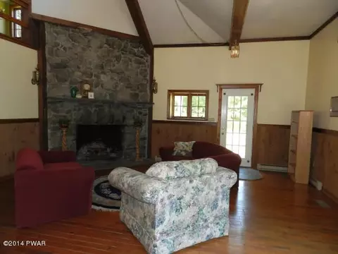 2105 Steele Rd, Bushkill, PA 18324 photo 6