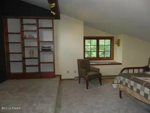 2105 Steele Rd, Bushkill, PA 18324 photo 28