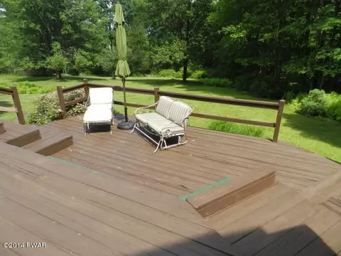 2105 Steele Rd, Bushkill, PA 18324 photo 37