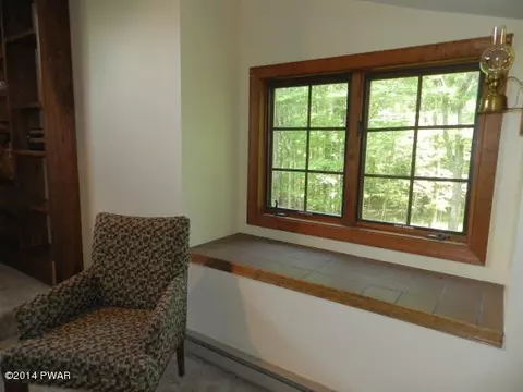 2105 Steele Rd, Bushkill, PA 18324 photo 29
