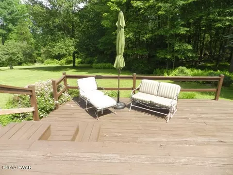 2105 Steele Rd, Bushkill, PA 18324 photo 34