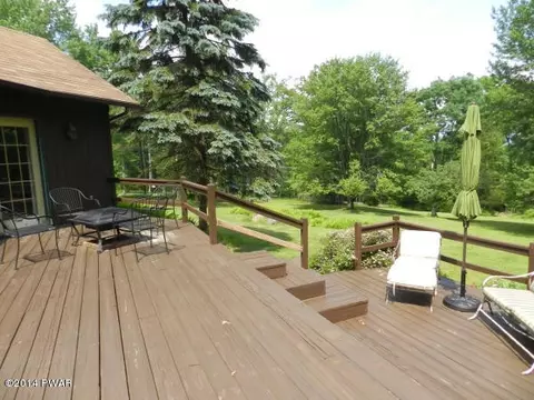 2105 Steele Rd, Bushkill, PA 18324 photo 35