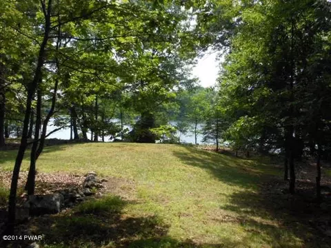 2370 Eagle Path, Bushkill, PA 18324 photo 7