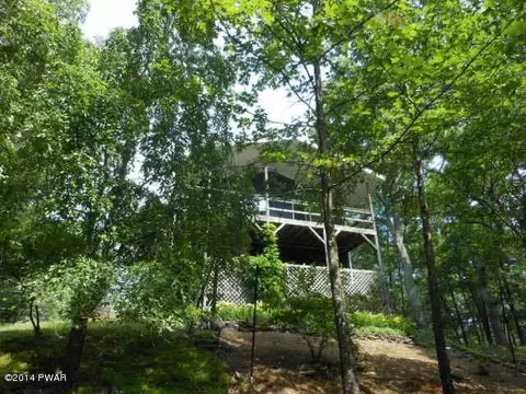 2370 Eagle Path, Bushkill, PA 18324 photo 5