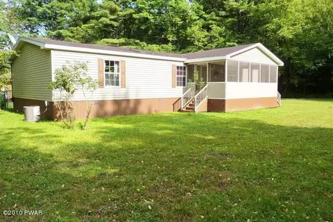 3818 River Rd, Equinunk, PA 18417 photo 2