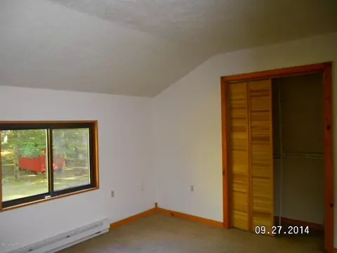 166 Ledgeway Dr, Dingmans Ferry, PA 18328 photo 12