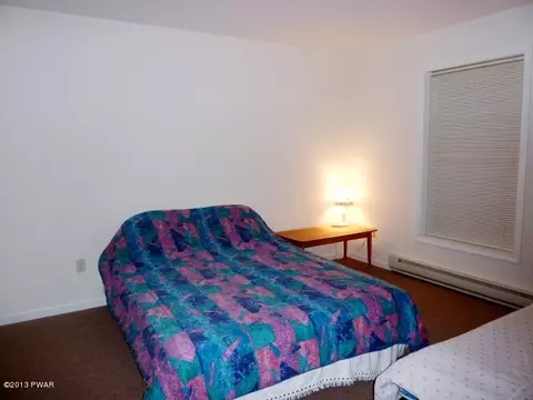114 Starview Dr, Dingmans Ferry, PA 18328 photo 5