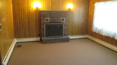 228 Doolan Rd, Dingmans Ferry, PA 18328 photo 5