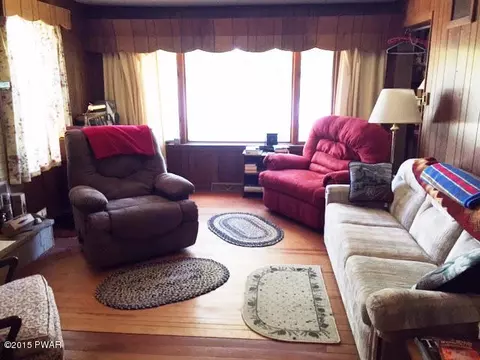 220 Dorys Rd, Dingmans Ferry, PA 18328 photo 5