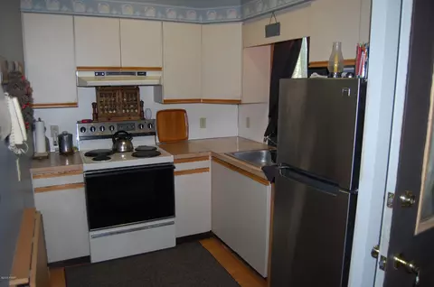 237 Fox Rd, Dingmans Ferry, PA 18328 photo 5