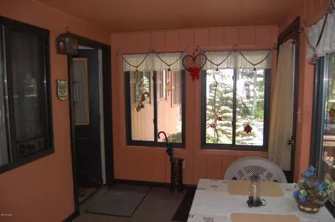237 Fox Rd, Dingmans Ferry, PA 18328 photo 11