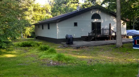 225 Marcel Dr, Dingmans Ferry, PA 18328 photo 18