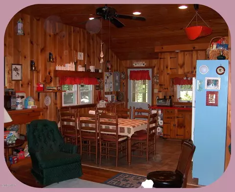 136 Black Bear Run, Paupack, PA 18451 photo 7
