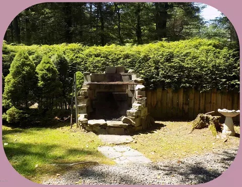 136 Black Bear Run, Paupack, PA 18451 photo 32