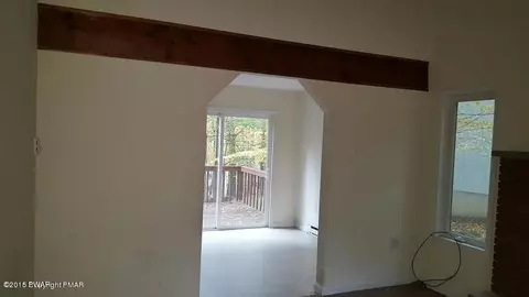 113 Fairview Dr, Dingmans Ferry, PA 18328 photo 7