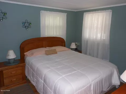 155 E Lakeview Dr, Dingmans Ferry, PA 18328 photo 12