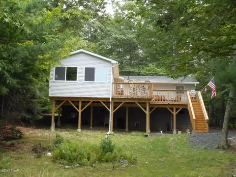 155 E Lakeview Dr, Dingmans Ferry, PA 18328 photo 2