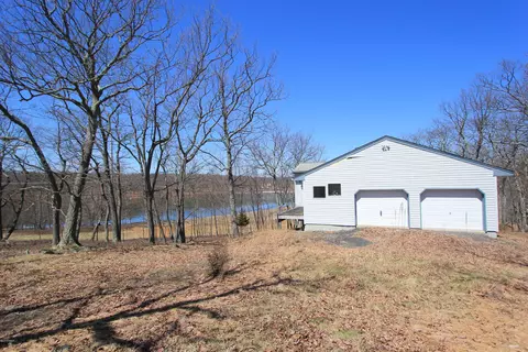 151 Mocking Bird Ct, Bushkill, PA 18324 photo 3