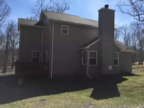 108 Sparrow Loop, Bushkill, PA 18324 photo 35