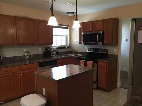 108 Sparrow Loop, Bushkill, PA 18324 photo 6