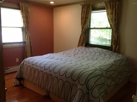 150 Edgewater Dr, Dingmans Ferry, PA 18328 photo 11