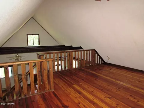 159 Spring Dr, Dingmans Ferry, PA 18328 photo 10