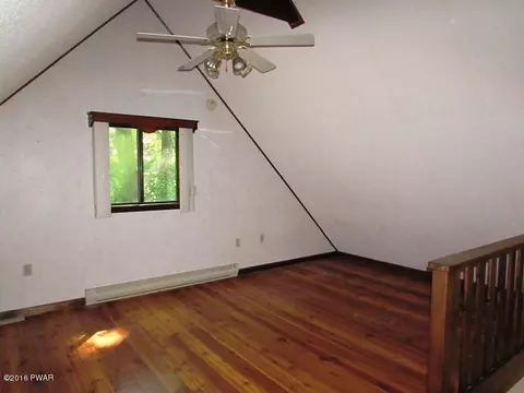 159 Spring Dr, Dingmans Ferry, PA 18328 photo 9