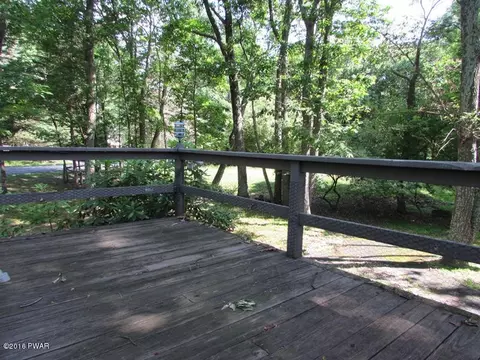 159 Spring Dr, Dingmans Ferry, PA 18328 photo 18