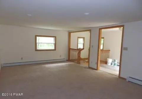 111 Brookside Dr, Dingmans Ferry, PA 18328 photo 3