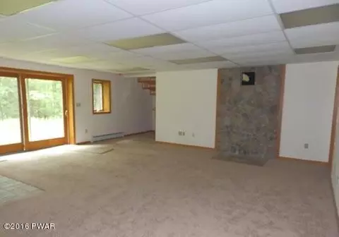 111 Brookside Dr, Dingmans Ferry, PA 18328 photo 8