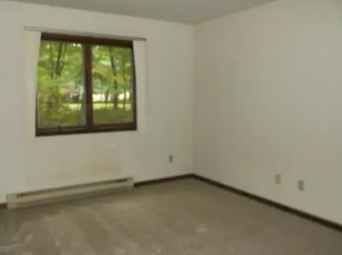 162 Doe Loop, Bushkill, PA 18324 photo 10