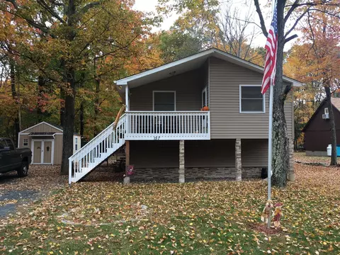 157 Spring Dr, Dingmans Ferry, PA 18328 photo 17